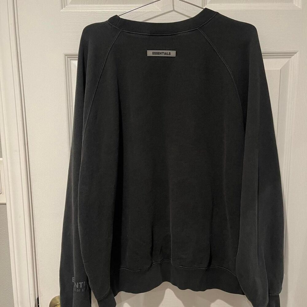 Essentials Classic Logo Sweatshirt - Picture 3 of 3